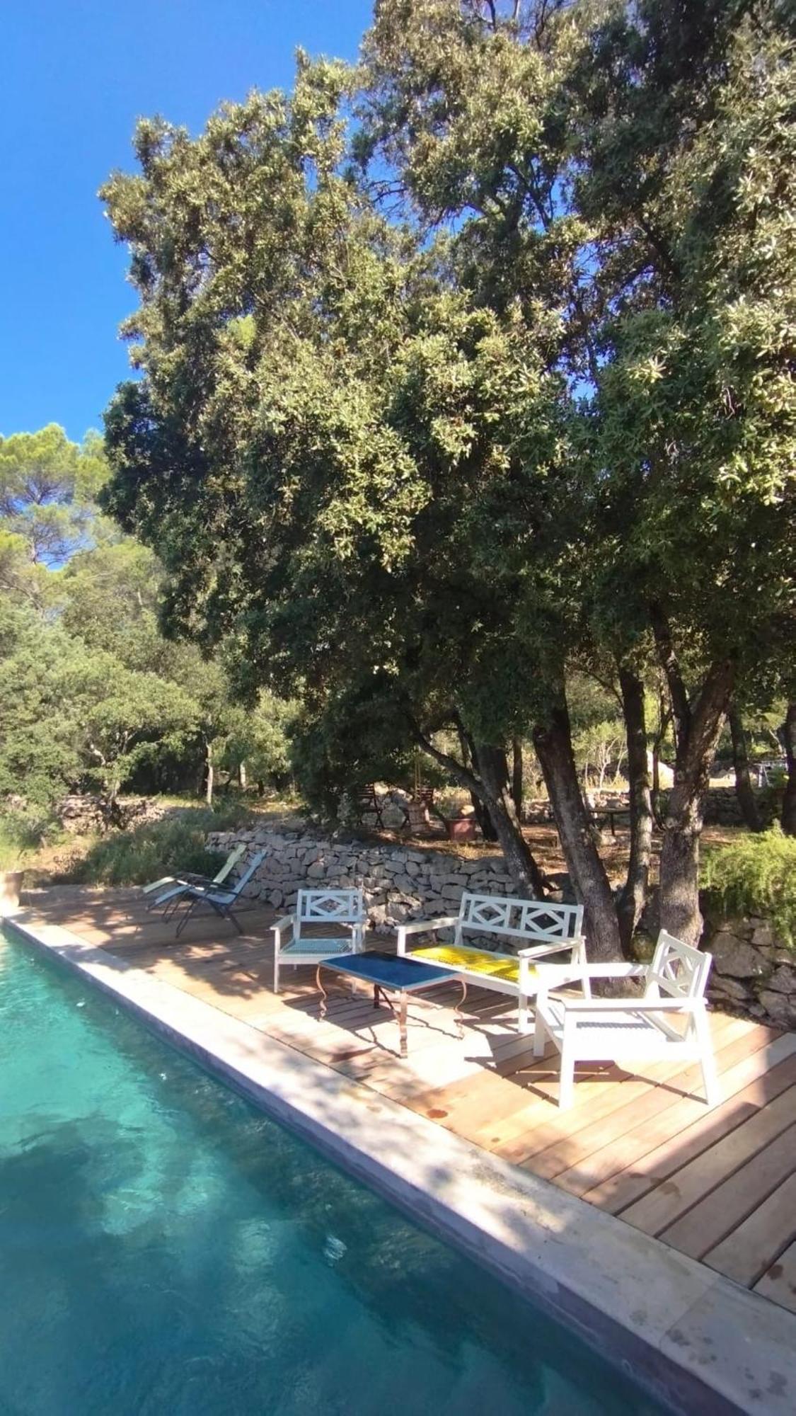 Bed and Breakfast La Bergerie Des Colles Entrecasteaux Екстер'єр фото